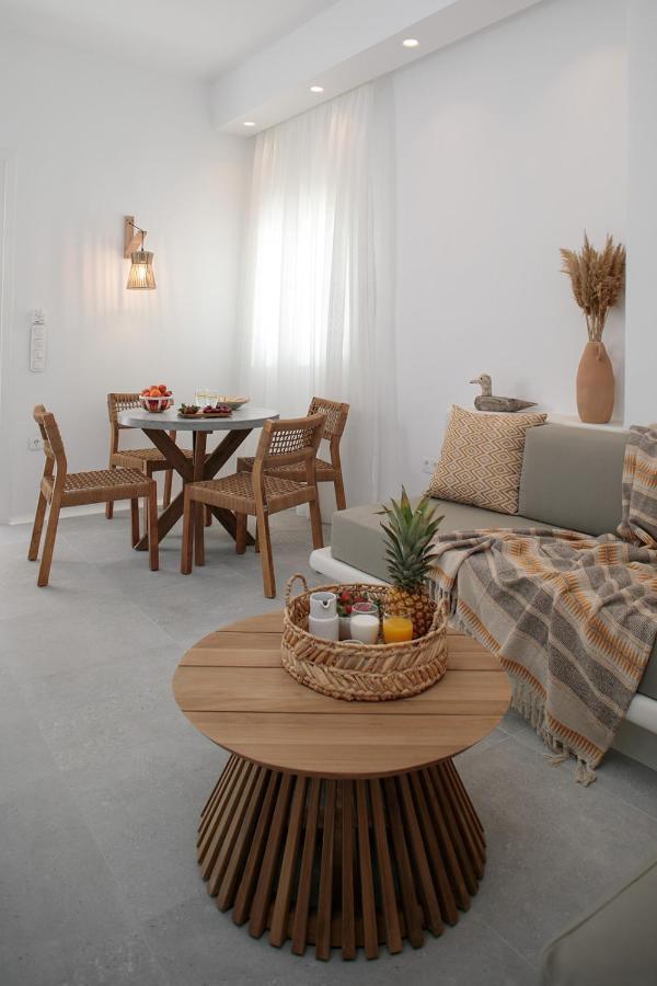 Hora Seaside Suites Naxos City Εξωτερικό φωτογραφία